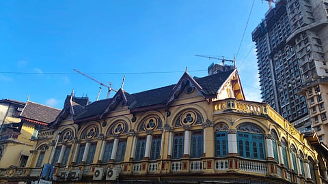 A walk through Bhuleshwar reveals a side of South Mumbai where faith and business move together every day