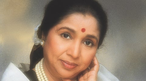 Salman Khan and Shah Rukh Khan takes to social media to mourn Asha Bhosle’s death