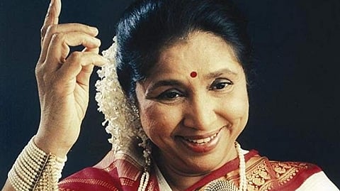 20-feet-long Veena sand art created at Puri Beach as a tribute to Asha Bhosle