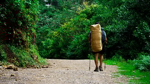 What to avoid doing when you are travelling solo?