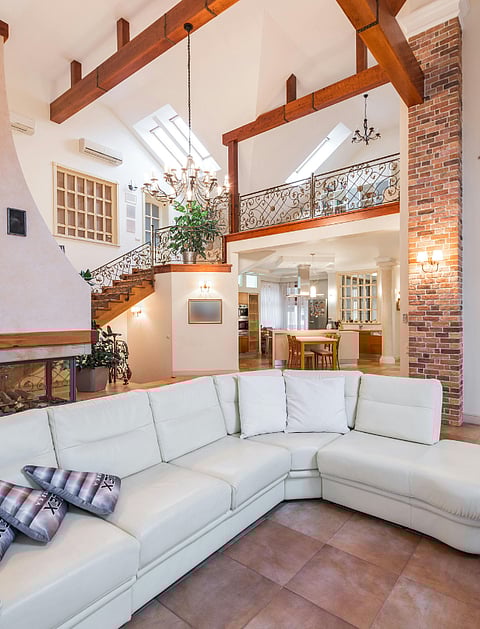 5 essentials rules for choosing the right luxury home