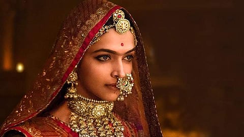 Film industry plans 15-minute blackout for Padmavati