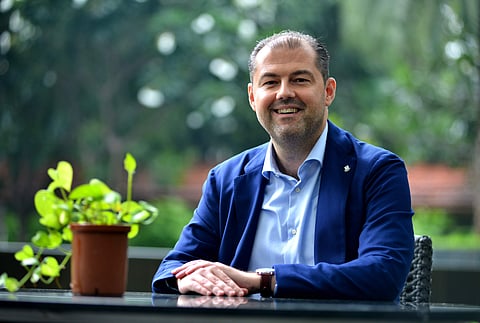 Consul General Mark Van de Vreken