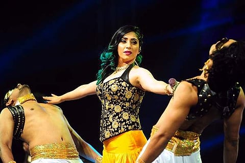 Neha Bhasin's song Jag Ghoomeya continues to trend on music charts