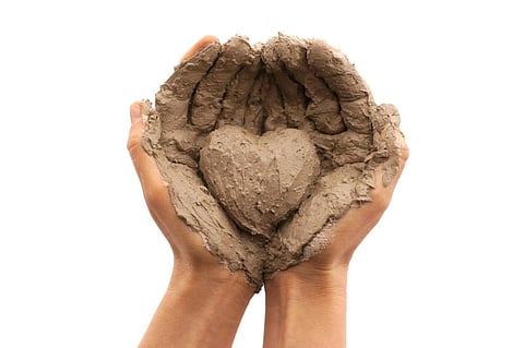 Learn the art of pottery from experts