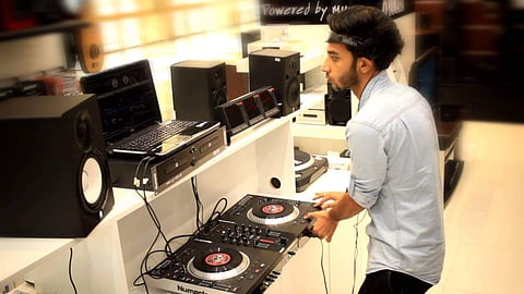 DJ Emwee to rock the city with Bollywood tunes