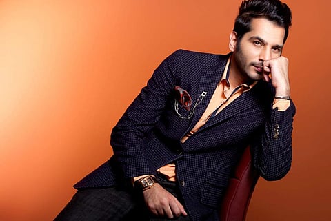 Standup artiste Nitin Mirani talks about his style of glocal comedy