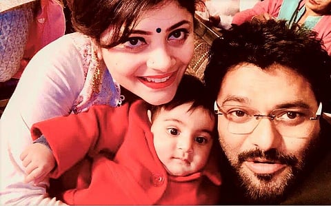 Babul Supriyo with wife Rachna and daughter Naina