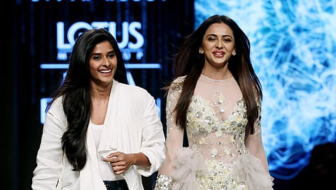 Divya Reddy with Rakul Preet