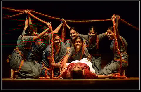 A still from Atmaj