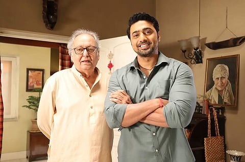 Soumitra Chatterjee and Dev in Sanjhbati