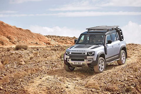 LR_Defender_JB_(3)_-_Copy