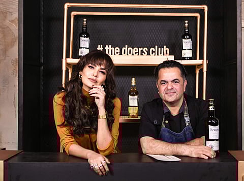 Esha Gupta & Chef Vicky Ratnani