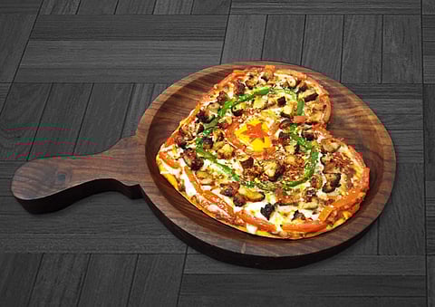 Valentines_Non-Veg_Pizza-Raize_the_Bar