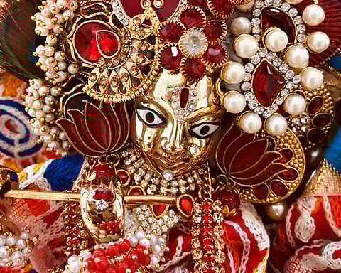 Adorning God by Kalpana Sonthalia