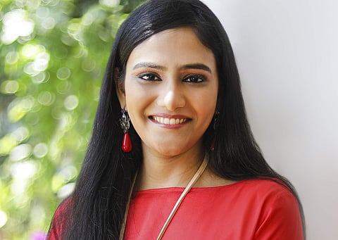 Arya Rajam launches her newest book, A Dual-Dragoned Throne,