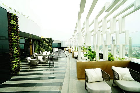 Lounge bar 31/32 at The Westin Kolkata