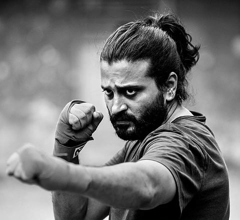 Nigel Akkara in Gotro