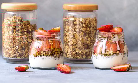 Give your regular breakfast a skip and opt for nutritious energy bars from AkiMi’s Gourmet