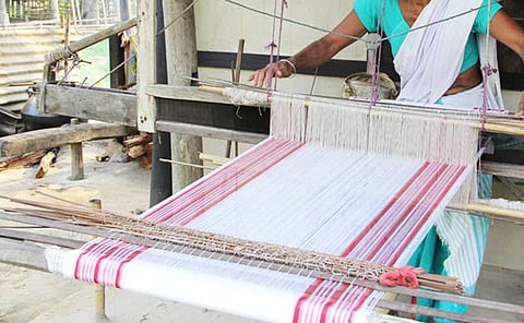 Save the Loom hosts celebration of selected handloom brands called World of Weaves