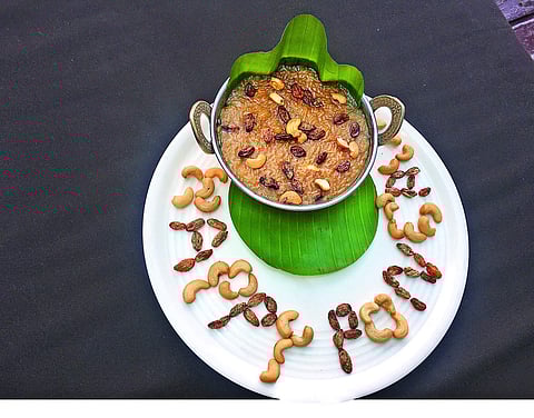 Inippu Munthiri Nei Pongal