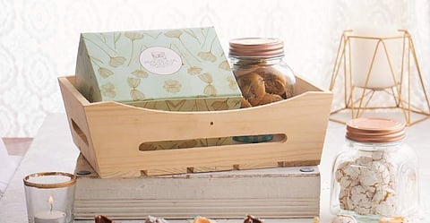 Magnolia Bakery debuts convenient festive hampers