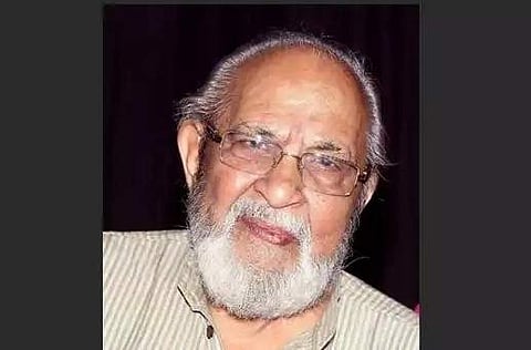 Somanna is best known for his acting prowess in cult Kannada films like 'Accident', 'Mithileya Seeteyaru', 'Minchina Ota', 'Savithri', 'Harakeya Kuri' and more.