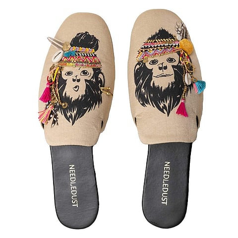 Neeledust's Nomadic Louie mules