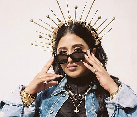 Raja Kumari's look in N.R.I