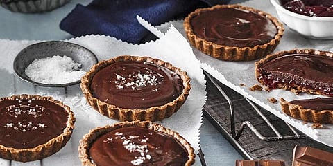 Vegan, gluten-free chocolate tarts by Mundhra