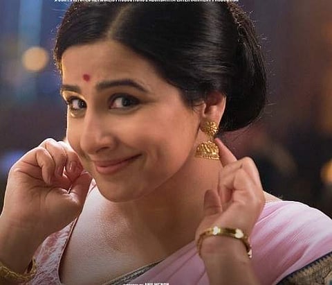Vidya Balan wearing a Senco Gold & Diamonds Jhumka