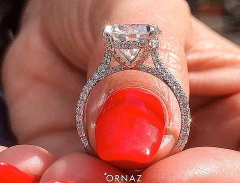 Ornaz ring