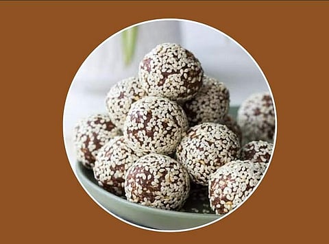 Almond sesame balls by Shivika Gandhi