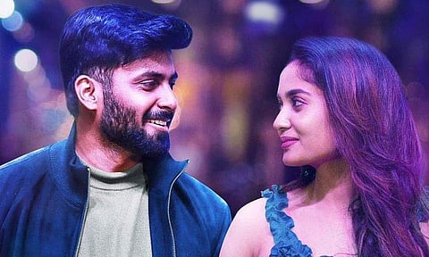 Ashwin Kumar and Teju Ashwini in the first look poster of Enna Solla Pogirai