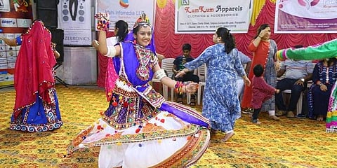 Garba grooves in Golu land