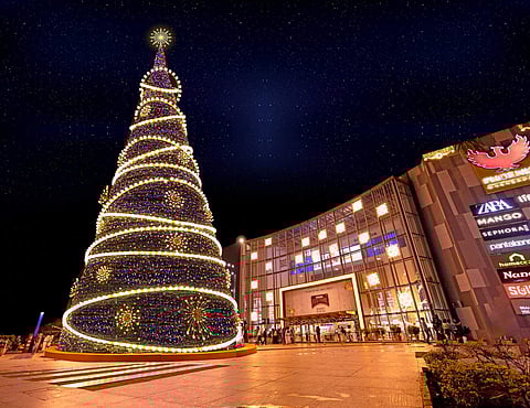 Christmas tree at Phoenix Market City