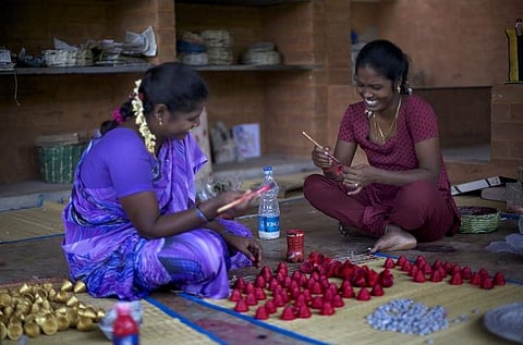 Women artisans at Wellpaper Auroville