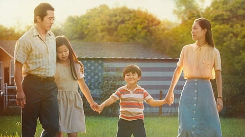 Minari talks about a family of South Korean immigrants who survive in rural America during the 1980s.