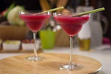 Ginger apple beetroot celery juice