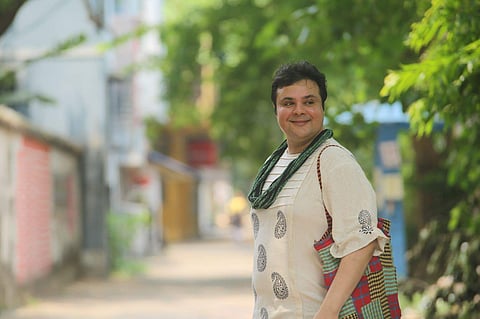 Sujoy Prosad Chatterjee has curated this edition of Parav