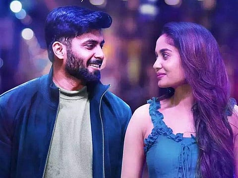 Enna Solla Pogirai Movie Review