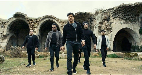 Shaan in the music video