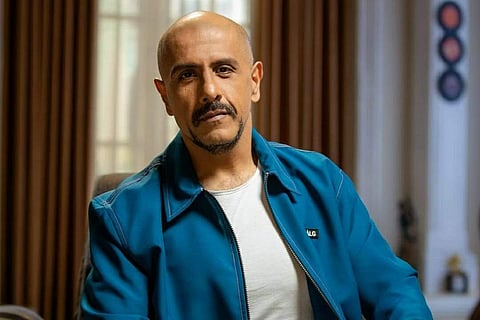 Singer and composer Vishal Dadlani, who has tested positive for Covid, lost his father after his gallbladder surgery went bad