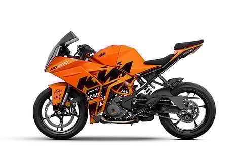 The KTM RC 200 GP is based on the standard RC 200 model