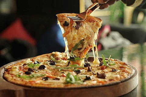 Pizza Nepoli at World Bar III