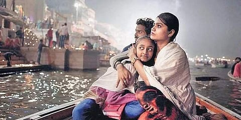 A still from Jhini Bini Chadariya