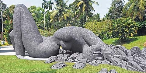 The sculptor has carved images from Asan’s popular poems including Veena Poovu