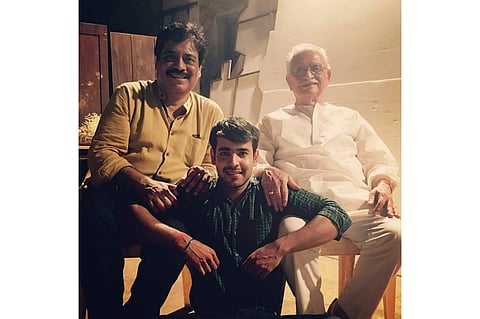 Sagar (Front) with Gulzar