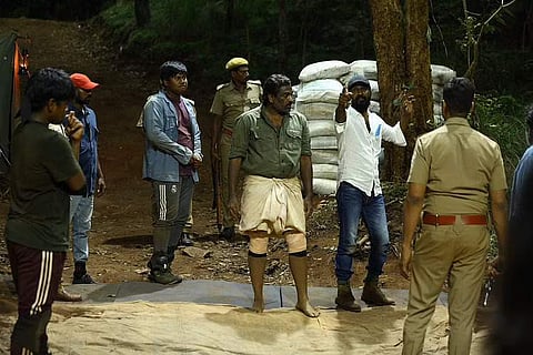 Village set atop a hill for final schedule of Vetri Maaran's Viduthalai