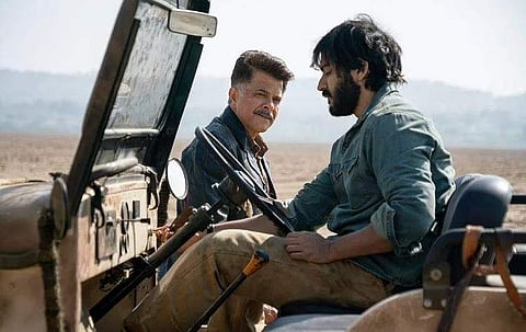 SDAgvcAnil Kapoor, Harshvarrdhan Kapoor in Thar